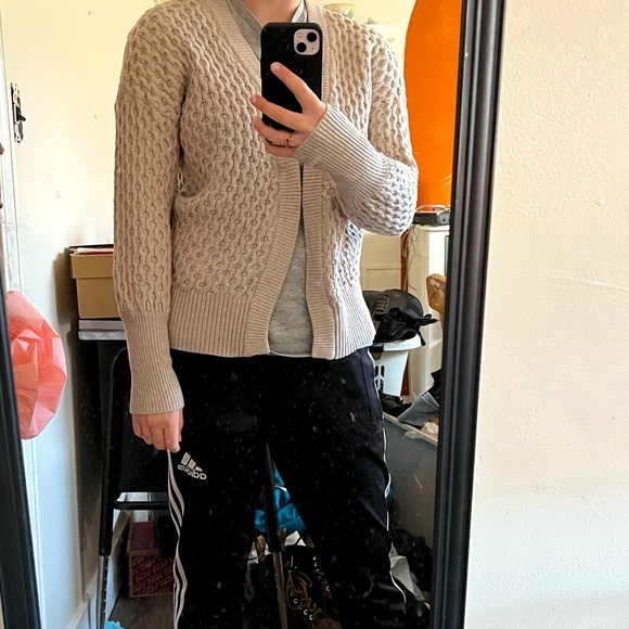 Universal Thread Sweaters - Adorable cardigan! (Universal Threads)